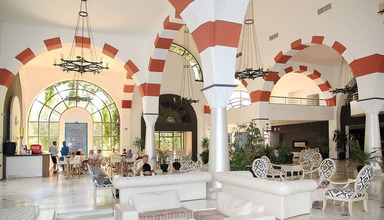 Club Maxima Bay