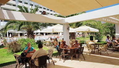 Club Maxima Bay