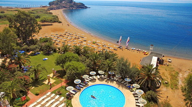 Club Maxima Bay