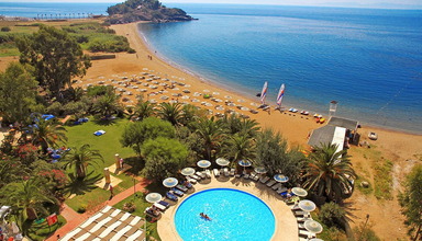 Club Maxima Bay