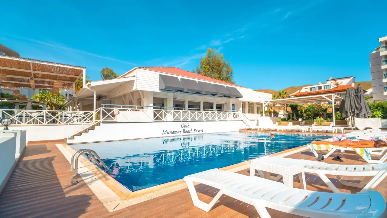 Club Munamar Beach Resort