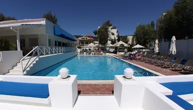 Club Munamar Beach Resort