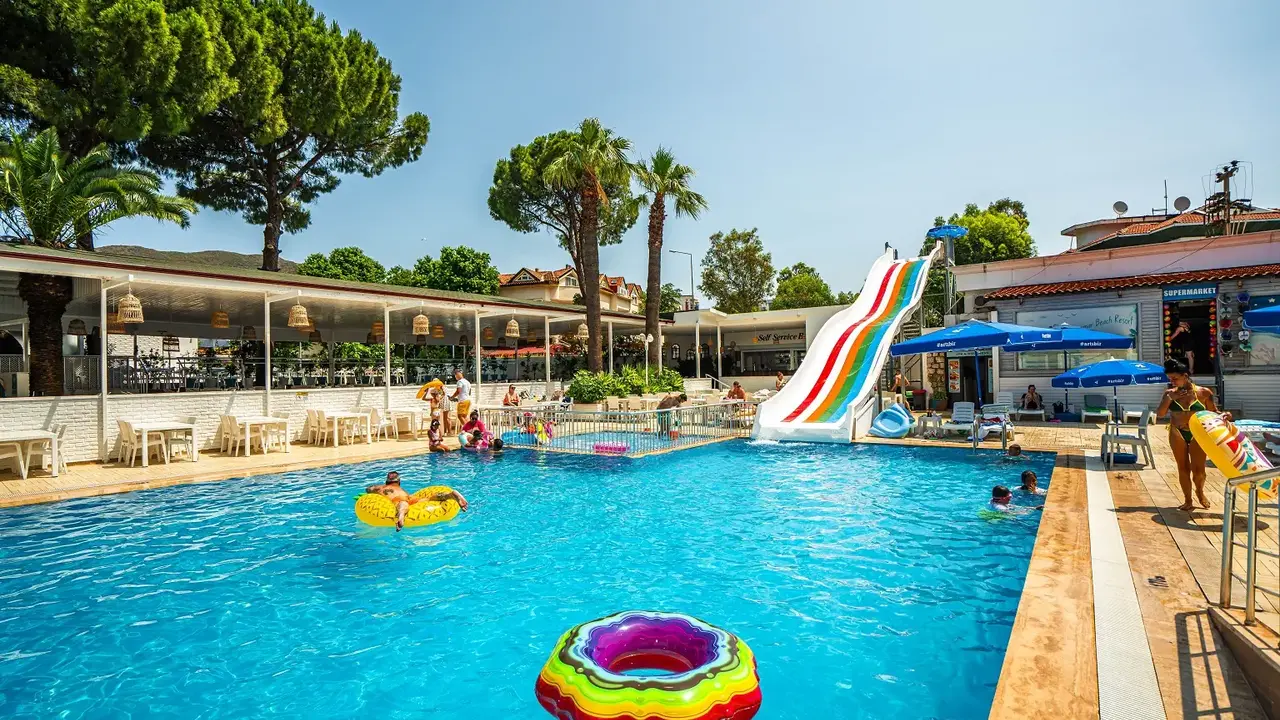Club Munamar Beach Resort