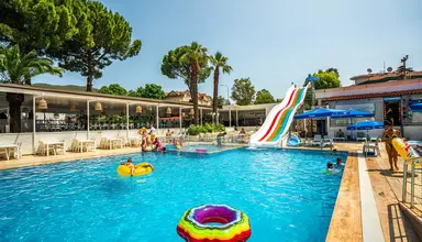 Club Munamar Beach Resort