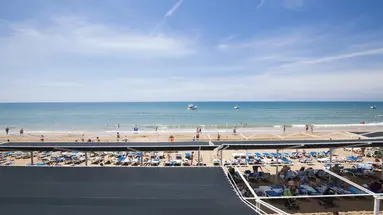 Club Side Coast