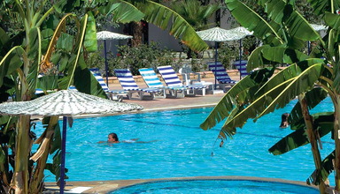 Club Simena