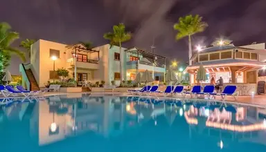 Club Vista Serena