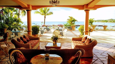 Coco Reef Resort & Spa