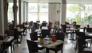 Coco Royal Beach Resort