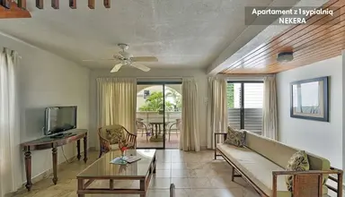 Coconut Court Beach Resort