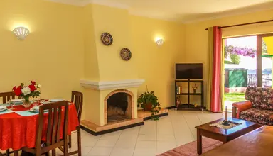 Colina Village