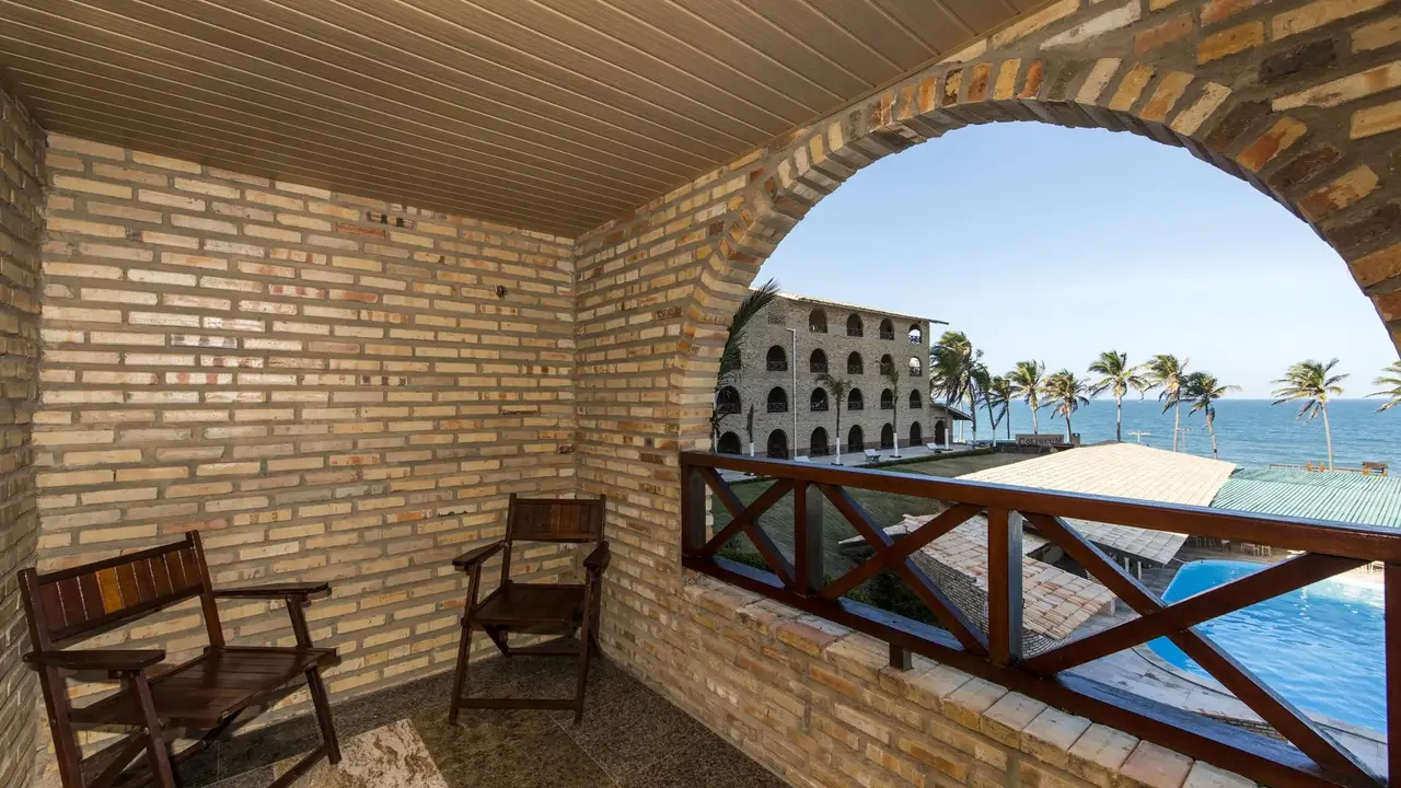Coliseum Beach Resort