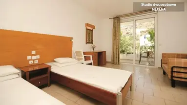 Coliseum Studios & Apartments