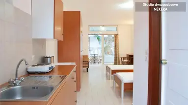 Coliseum Studios & Apartments