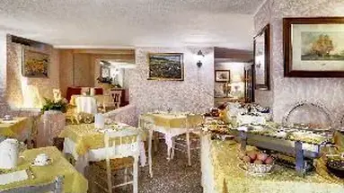 Colonna Palace Mediterraneo