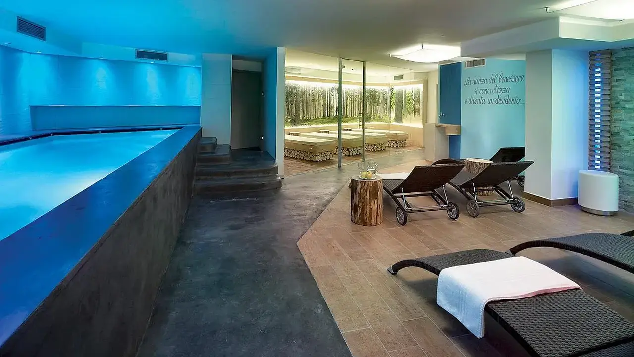 Color Home Suite Apartments