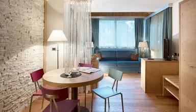 Color Home Suite Apartments