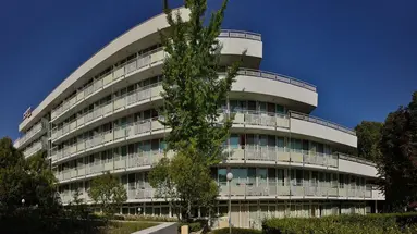 Com
