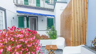 Comercial Guest House
