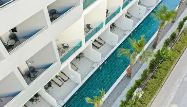 Commodore Elite Suites & Spa