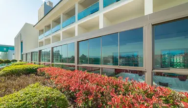 Commodore Elite Suites & Spa