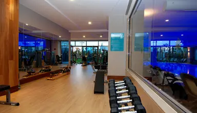 Commodore Elite Suites & Spa