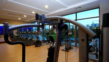 Commodore Elite Suites & Spa
