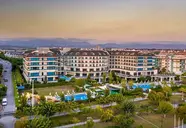 Commodore Elite Suites & Spa