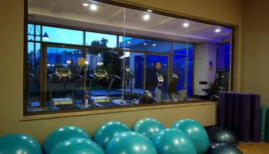 Commodore Elite Suites & Spa