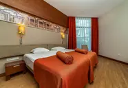 Commodore Elite Suites & Spa