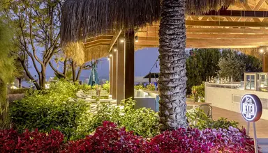 Concorde Deluxe Resort