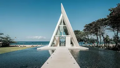 Conrad Bali