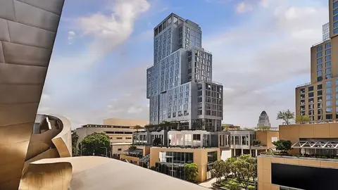 Hotel Conrad Los Angeles by Hilton