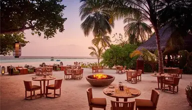 Constance Halaveli Resort