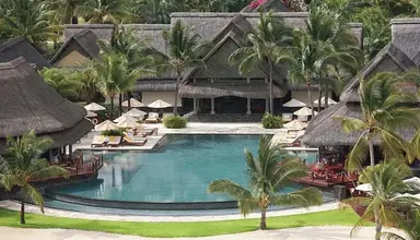 Constance Halaveli Resort