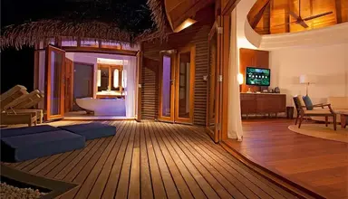 Constance Halaveli Resort