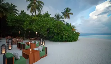 Constance Halaveli Resort