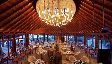 Constance Halaveli Resort
