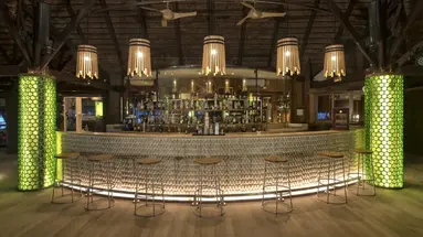 Constance Moofushi Resort