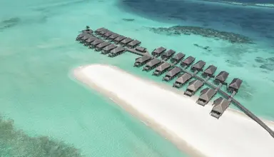 Constance Moofushi Resort