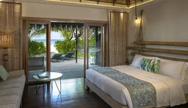 Constance Moofushi Resort