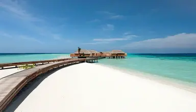 Constance Moofushi Resort