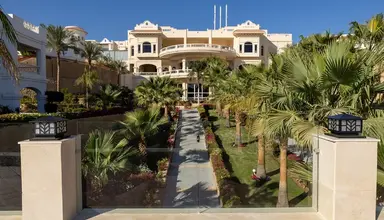 Continental Plaza Beach Resort