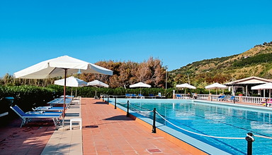 Cora Club
