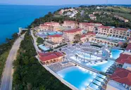 Cora Hotel & Spa Resort