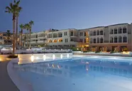 Cora Hotel & Spa Resort