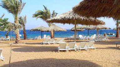 Coral Bay Resort