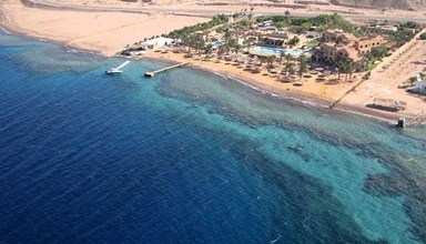 Coral Bay Resort