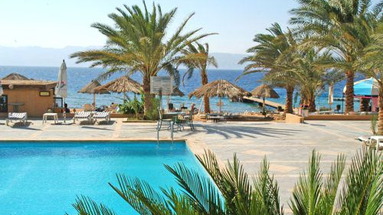 Coral Bay Resort