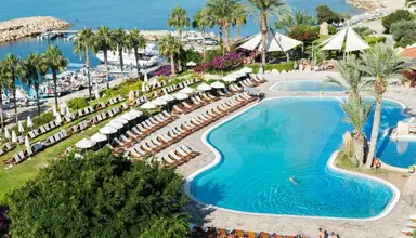 Coral Beach & Resort 
